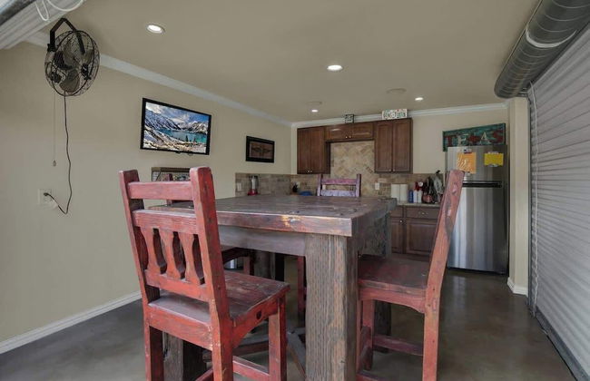 Let's Go Tubing! Awesome House-next to River! - Foto 5