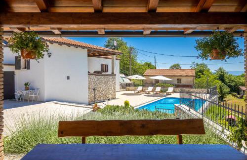 Villa Simici quiet peaceful place with pool perfect to enjoy the nature - Foto 1