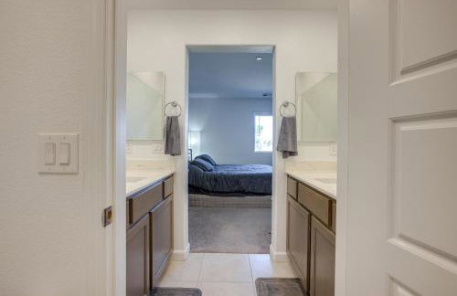 Comfy Las Vegas Retreat about 7 Mi to The Strip! - Foto 16