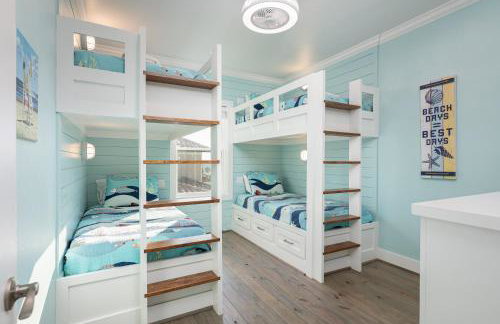 Luxury Beachfront l Sleeps 20, Hot Tub, Pool & Game Room Fun! - Foto 77