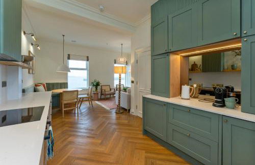 2-Bed - Sleeps 6 - Seafront View with Free Parking - Foto 18