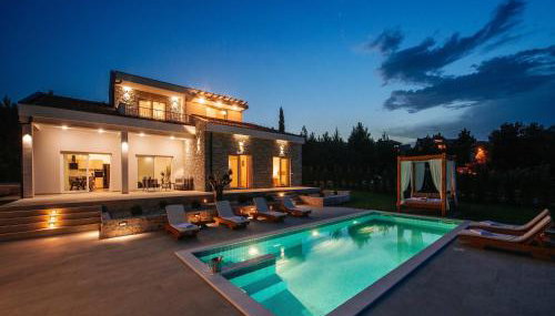 Villa in Pridraga with Pool near the Sea - Foto 1