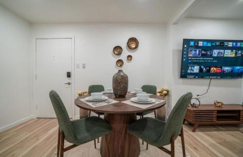 Cozy DT DFW Free Parking Pool Medical Dist - Foto 17