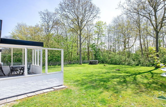 Cozy Holiday Home With hot tub on Texel - Foto 41