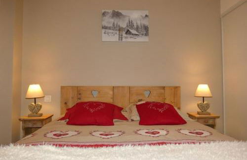 SUPERBE DEMI CHALET LUXUEUX 120M² 8 Personnes à SALLANCHES. - Foto 35