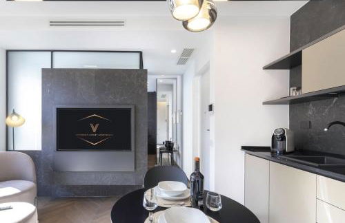 Vittoria's Luxury Apartment Cagliari - Photo 6