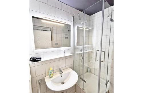 CF44 30m2 Quiet Central Balcony and Netflix - Foto 9