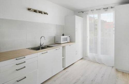 T3 Moderne, spacieux & climatisé - Parking Privé - Foto 32