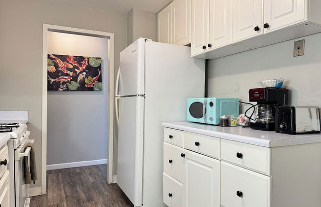 ATL Downtown 2B Condo with Free Parking - Foto 9