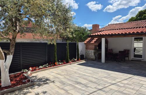 Apartment Bailando - Private Parking & Grill - Foto 32