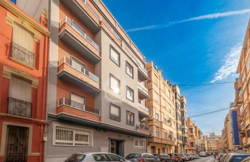 Modern, Stylish Apartment - Photo 24