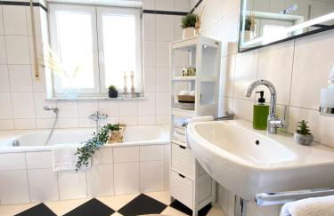 Step Apartments - Large, Luxurious and Central - Foto 10