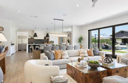 8bdr Villa Tennis/pickleball, Golf Green, Pool House, Gym, Bar Mesquite38 - Photo 20