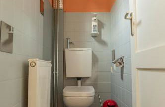 Gemütliches Haus inmitten schöner Natur mit Garten & Parkplatz - Foto 31