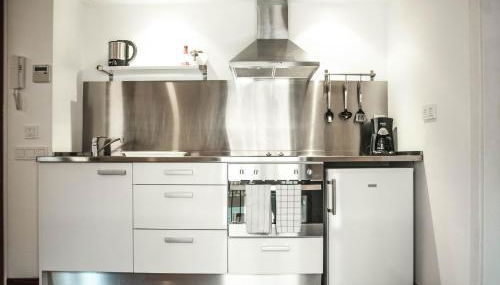 Barcelona Beach Apartments - Photo 5