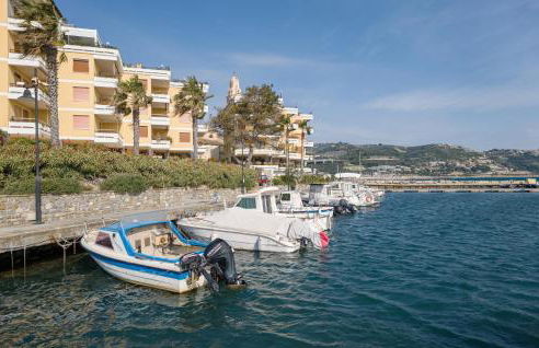 Nice Home In San Lorenzo Al Mare - Photo 43