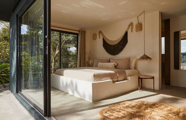 SELVA by DW - Photo 2