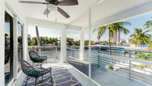 Serene Waterfront 2BR 2BA with Intracoastal Views, Pool, Balcony, Parking - Foto 2