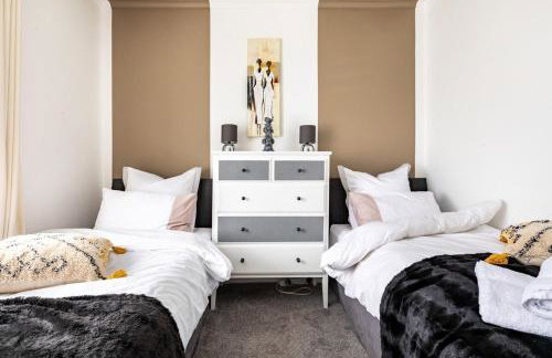 Cosy Coastal Townhouse 10-Min-Drive to Beach - Foto 11