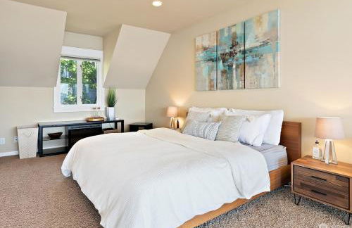 Lakefront Retreat on Lake Washington with Hot Tub Private Dock and Views - Foto 8