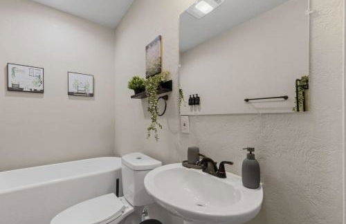 This is Your Home Away From Home - Foto 18