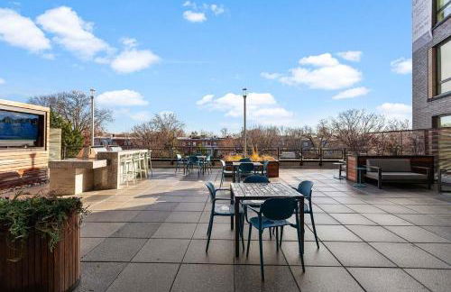 Landing Spectacular 1BD Gym Courtyard - Foto 16