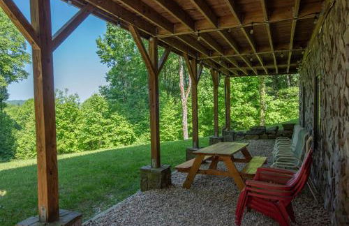 Blue Ridge Mountain Retreat - 30 acres to explore & VIEWS, Sleeps 15 - Foto 33