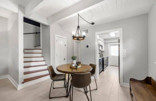 NEW Calle De Santiago in the Heart of Pensacola! - Foto 15