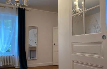 LE REPAIRE DU CLAIN gîte 4 étoiles pour 14 personnes avec piscine proche du Futuroscope - Foto 60