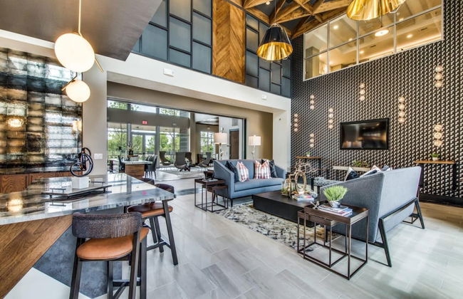 Cozy 1BR King Suite Close to Downtown w Fast Wifi - Foto 9