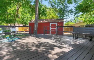 Small Town, Big House - Sleeps 8! - Foto 21