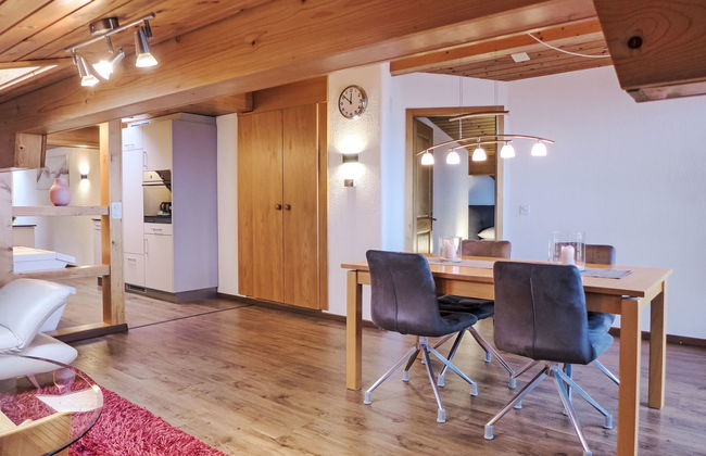 2 bedroom Apartment in Brienz - Photo 10