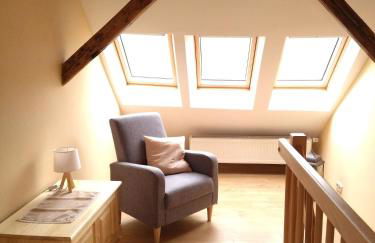 Schmal & Hoch - Willkommen im schmalsten Haus von Bad Frankenhausen - Photo 1