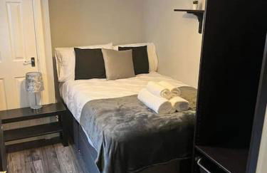 Cosy Jesmond 3 bed apartment - fantastic location - Photo 15