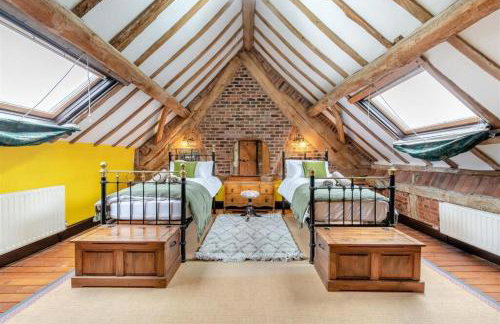 Pritams Gate 7 Bed 4 Bath Barn Conversion with Games Room Dog friendly Near the NEC & BHX - Foto 9