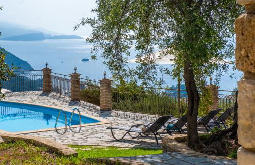 Apolis Villas & Suites Resort - Photo 20