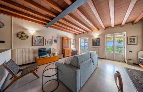 VILLA DUFOUR 1 Lusso, Spazio e Vista Mare - Foto 13