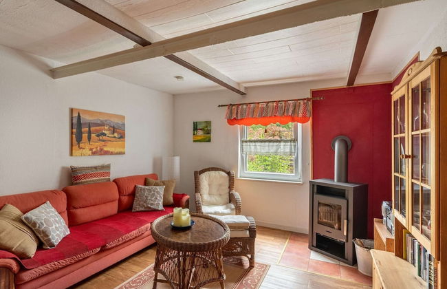 Quaint Holiday Home near Forest in Stuer - Foto 1