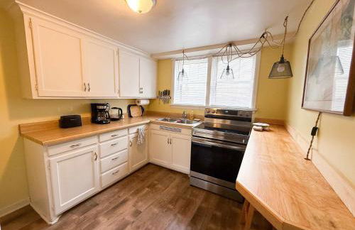 Peaceful Hideaway in Central Fargo - Foto 5