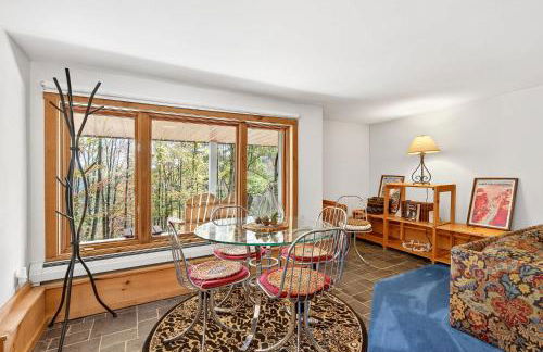 Spacious 6 Bedroom Chalet Near Holiday Valley - Foto 50