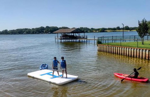 Lakefront Retreat Sleeps 15 Starlink Internet - Foto 29