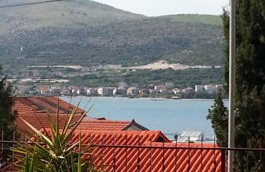 Apartment Lucky Star - 2 Bedroom, Sea View, Large Balcony, Free Parking, BBQ - Foto 29