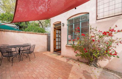 Vibrant 2BR DT Living, Stylish & Serene Stay - Foto 7