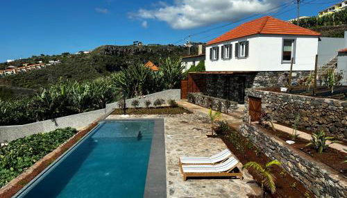 CASAS DO LARANJO- Cottages & Infinity Pool - Foto 2, sunbed