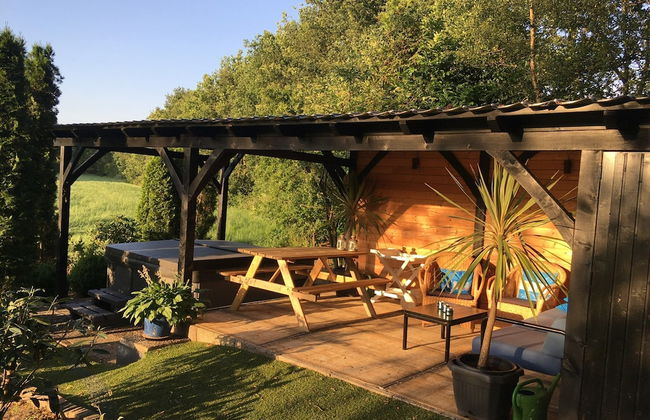 Alluring Holiday Home in Reutum-Weerselo with Hot Tub - Foto 17