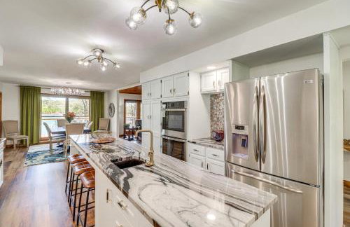 Tranquil Lakefront Greers Ferry Escape with Fire Pit - Foto 9