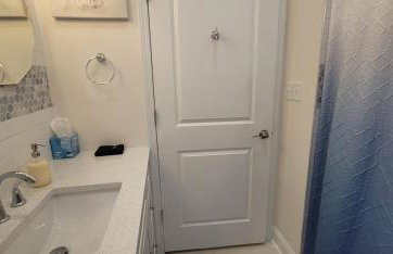 New 2024 Downtown Gem King Bed Smart Home - Foto 16