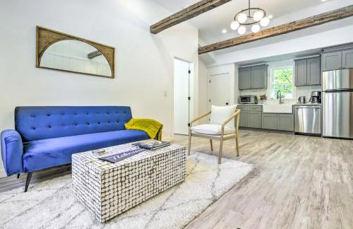 Modern Escape with Fire Pit, Near Lake Waramaug - Foto 3