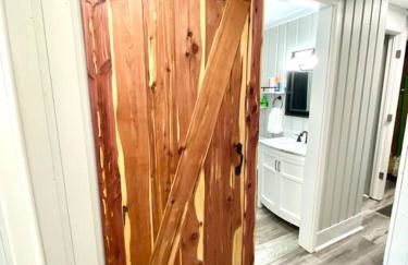 Cozy Charming Ski Chalet Sleeps 11 - Foto 33