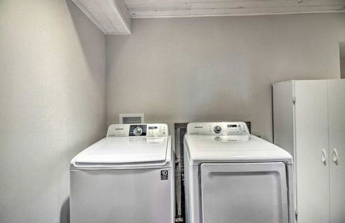 Modern Home on Mille Lacs Lake! Amazing yard and game-room! - Foto 51